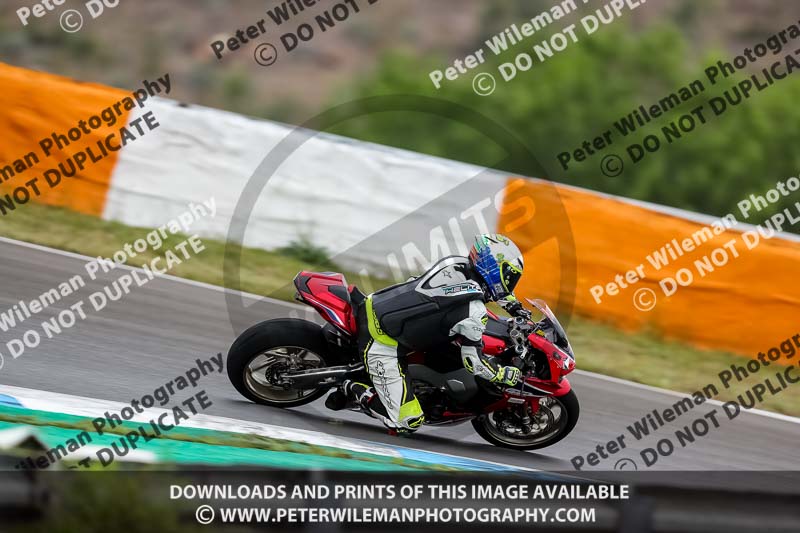 estoril;event digital images;motorbikes;no limits;peter wileman photography;portugal;trackday;trackday digital images